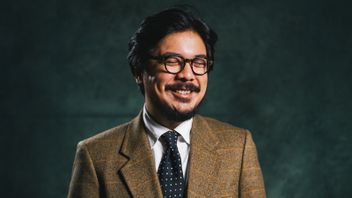 Bilal Indrajaya Bawa Momen Penting Perjalanan Hidupnya di Album Mini <i>Dua Dunia</i>