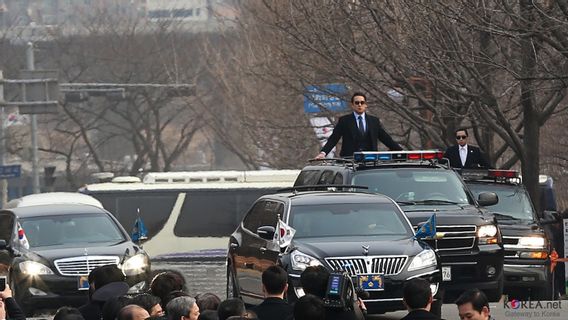 Kehilangan Enam Peluru Tajam saat Dinas, Perwira Polisi Penjaga Kantor Presiden Korea Selatan Dipindahtugaskan Jaga Wisatawan