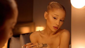 Ariana Grande annonce enfin une tournée et un concert résidentiel pour Eternal Sunshine