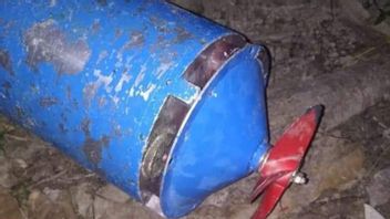 TNI疏散阿南巴斯渔民发现的导弹类物体