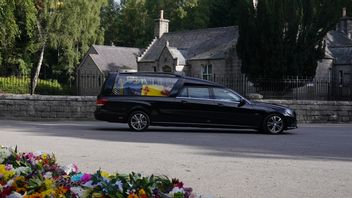 9月19日 エリザベス女王2世の葬儀で、イングランドの銀行からスコットランドへ、チャールズ王の休日を承認