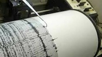 Gempa Tektonik Magnitudo 4,9 Goyang Laut Banda