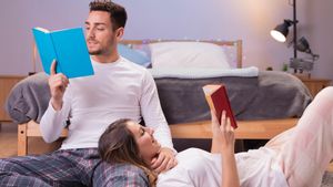6 Manfaat Mencintai Diri Sendiri dalam Hubungan Romantis