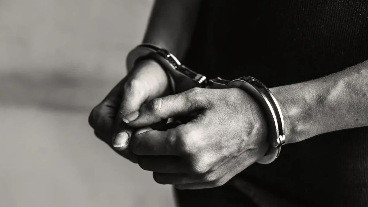 La police arrête un agresseur de maisons et agresse des mères à Karawang