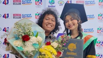 Marshell Widianto Dituding Tak Tahu Malu Usai Sibuk Rayakan Wisuda Istri di Tengah Aksi Demo