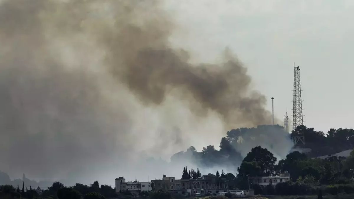 Serangan Balasan, Hizbullah Luncurkan 320 Roket ke Israel