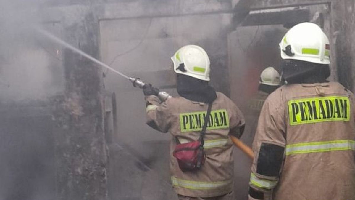 L'hôpital de Mme Ciracas incendié, évacué des centaines de visiteurs