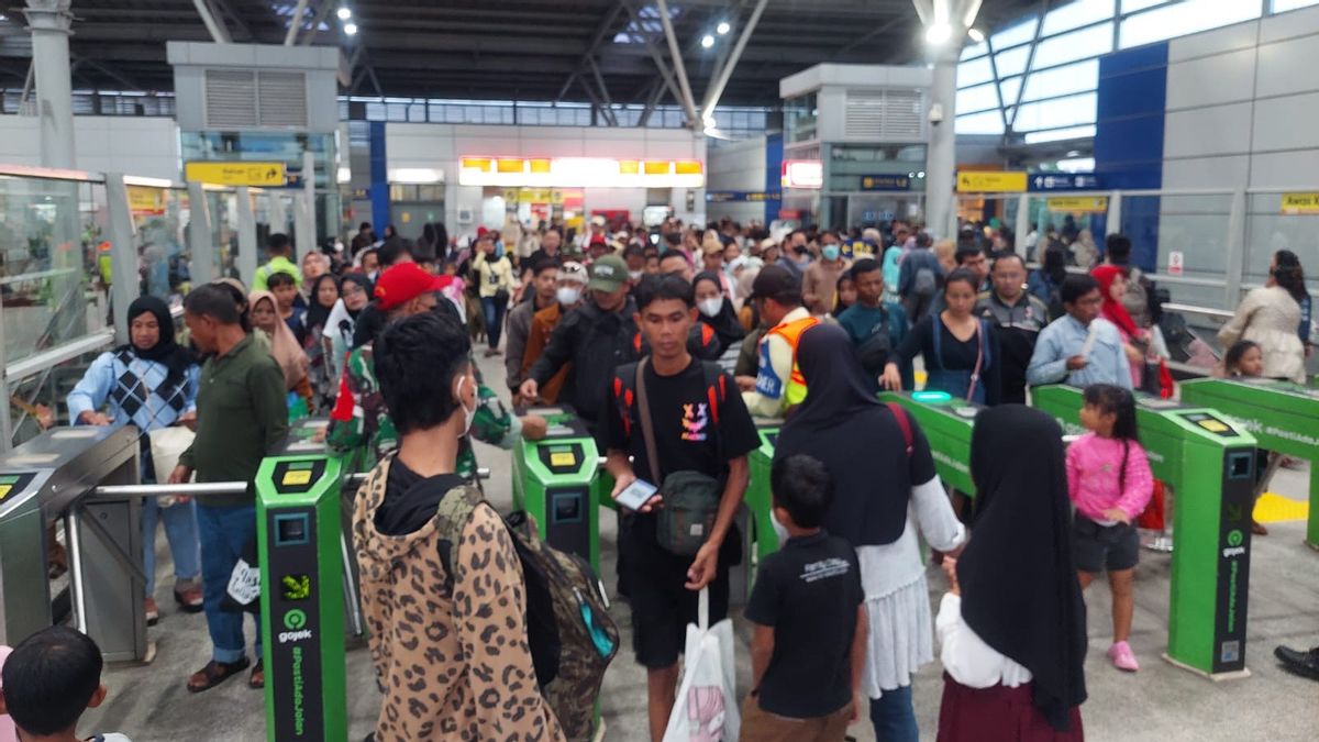 Christmas Holiday, Commuter Line Jabodetabek User Mobility Reaches 724,536 Passengers