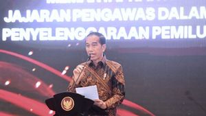Jokowi: Problem Pemilu Dimulai dari Medsos <i>Ngipas-ngipasi</i>, Hati-hati