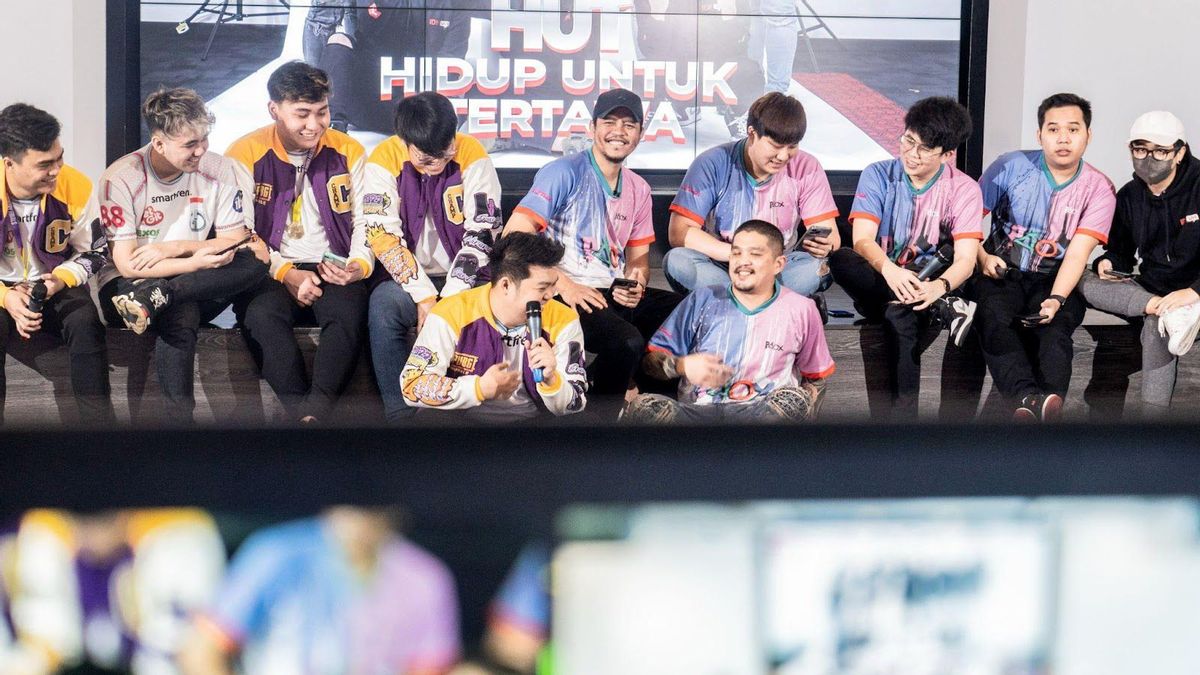 Good Game Well Played: Esports Sebagai Komoditas Sektor Pariwisata dan Ekonomi Kreatif di Indonesia