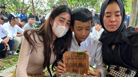 Pengendara Motor Tewas Ditabrak Mercedes Benz di Pasar Minggu, Pelaku Diduga Anak Petinggi Polri