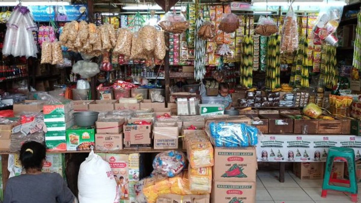 Bulk Cooking Oil Subsidy Program Will End, Traders In Kramat Jati Ketar-ketir Prices Will Rise Again
