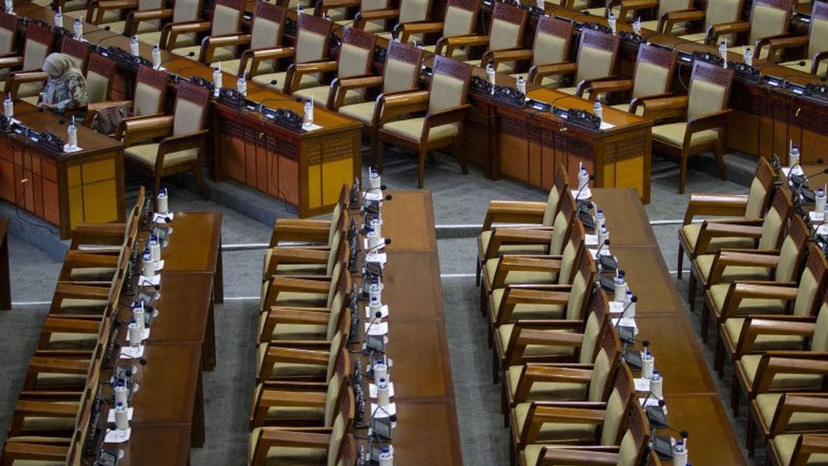 56 People Originally Announced, DPR Plenary Sets 30 Names Of Special Committee Members For IKN Bill