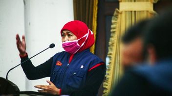 霍菲法将东爪哇的微型社区活动限制延长至4月5日