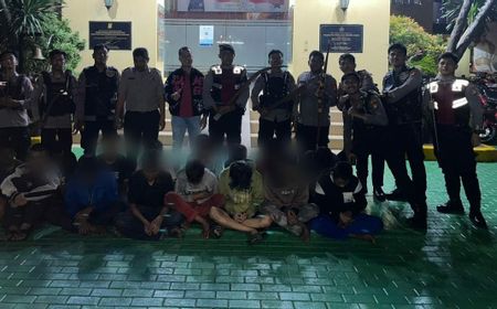 Sebanyak 19 Remaja Bersajam Ditangkap Polisi Saat Lakukan Aksi Tawuran di Jakbar