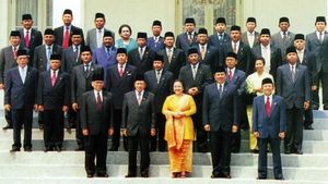 Memori Hari Ini, 10 Agustus 2001: Presiden Megawati Soekarnoputri Angkat Muhammad Feisal Tamin Sebagai Menpan