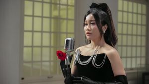 Awdella Suarakan Luka Mereka yang Terjebak dalam Toxic Relationship di Single <i>Aku Juga Manusia</i>