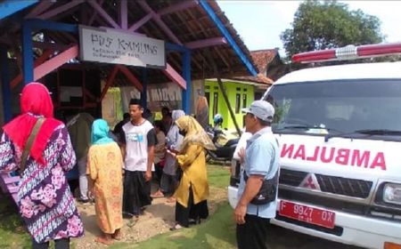 Seratusan Warga Desa Purwasedar Sukabumi Diduga Keracunan Nasi Kotak