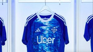 Jersey Como FC Rancangan Didit Hediprasetyo, Terinspirasi dari Danau Como