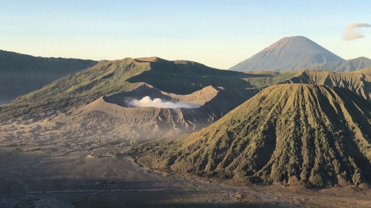 The TNBTS Center Asks Citizens To Be Alert To Improve Bromo Activities