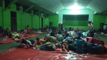 Gunung Ibu Maluku Utara Berstatus Awas, Warga Empat Desa Dievakuasi