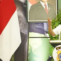 Berkunjung ke Mapolda Riau, Menteri Lingkungan Hidup Dorong Replikasi Green Policing Secara Nasional