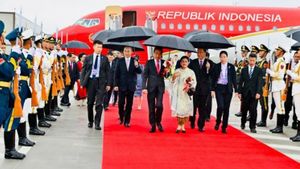 Presiden Jokowi dan Ibu Negara Iriana Tiba di China