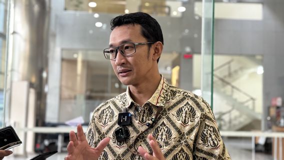 Ade Kuswara和他的父亲将立即就贝卡斯Ijon项目贿赂案件接受审判