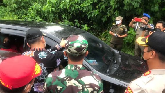 Polres OKU Sumsel Jaga Ketat Wilayah Perbatasan, Warga Wajib Tunjukan Sertifikat Vaksin Sebelum Melintas