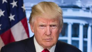 Perjanjian Dagang Donald Trump Minta Indonesia Transfer Data Pribadi ke AS