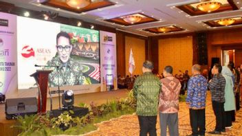 Menparekraf Sandiaga Minta KSP Nasari Pionir Unicorn Koperasi Dukung Ekonomi Indonesia 