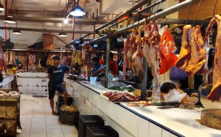 Imbas Kenaikan Harga, Puluhan Penjual Daging Sapi di Pasar Senen Bakal Mogok