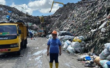 Pengerukan Sampah di TPA Antang Timbulkan Bau Menyengat, DLH Makassar Minta Maaf