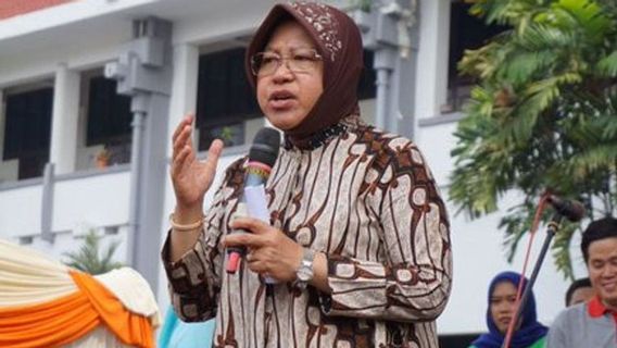 Rangkap Jabatan, Kepemimpinan Risma Dinilai Tak akan Berjalan Mulus