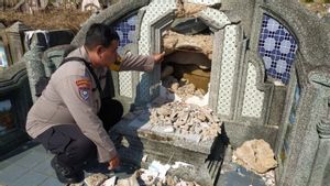ألقي القبض على 3 من مرتكبي جرائم القبر في كوبو رايا ، غرب كاليمانتان ، 1 مقيم