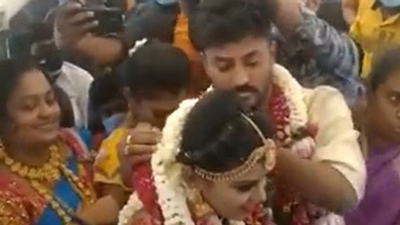 India's Pasanan Holds Wedding In The Air During Lockdown, Indian Authorities Conduct Investigation