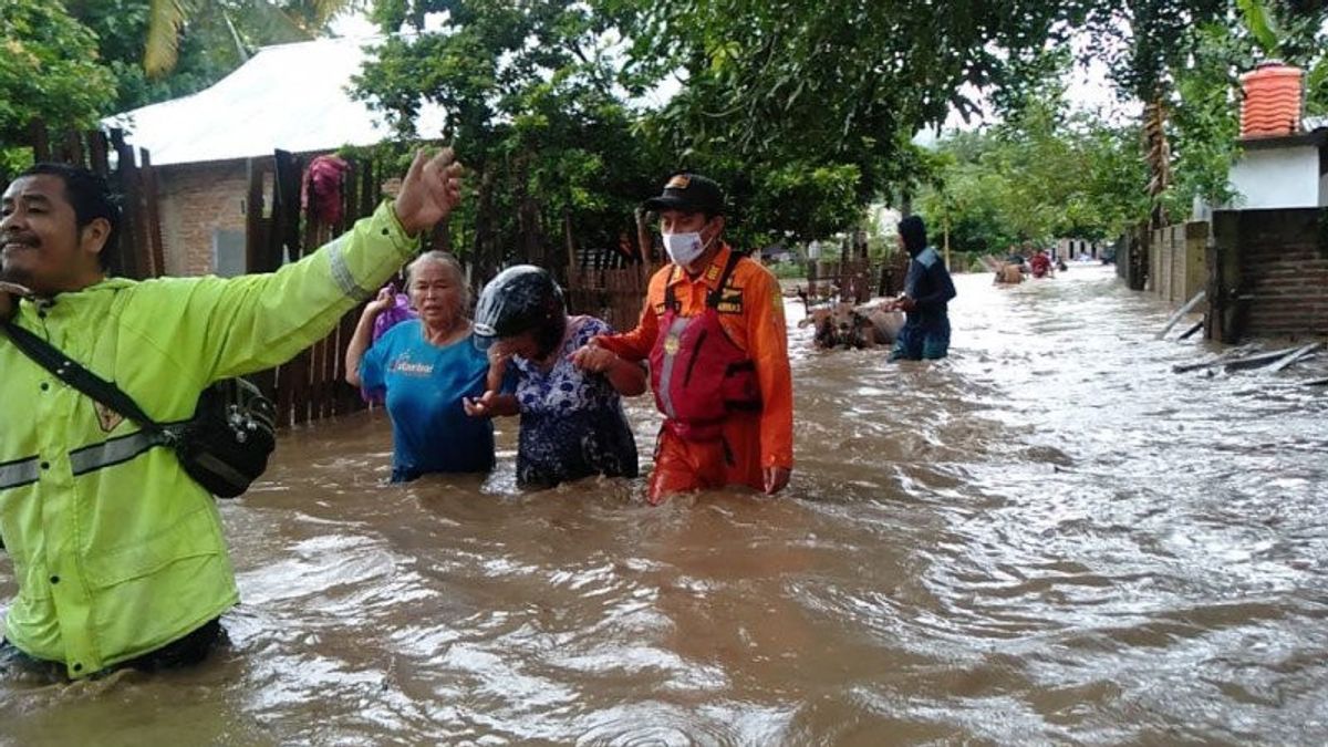 Gerak Cepat, Kemensos Kirim Bantuan Rp1 Miliar untuk Korban Banjir Bima