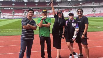 Anang et Ashanty Kena Rujak viraux au match de l’équipe nationale indonésienne, les internautes interrogent sur les performances de Panpel