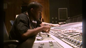 The Facts Behind Kanye West's Documentary <i>Jeen-Yuhs</i> 