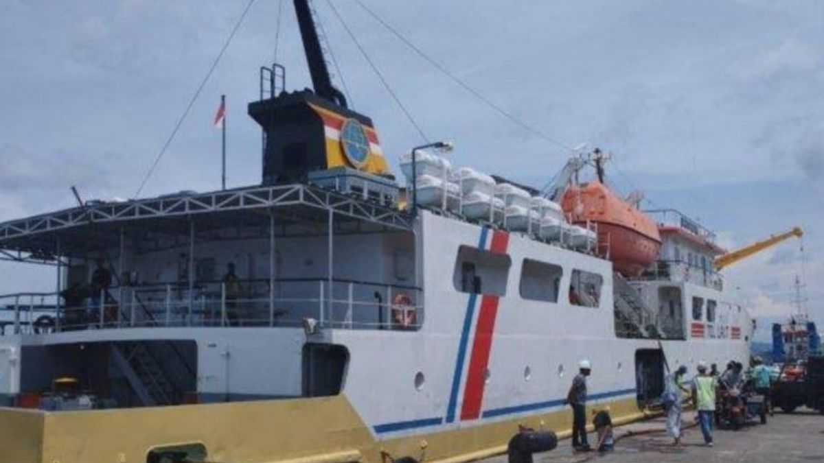 Cuaca Buruk Bikin 2 Kapal Perintis di Maluku Tunda Pelayaran