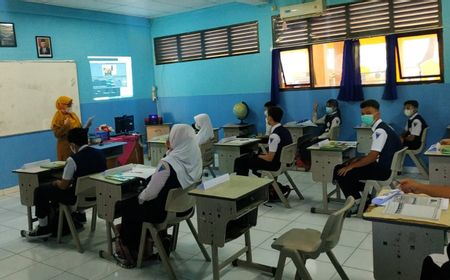 Kasus COVID-19 Menurun, Dinas Pendidikan Kota Tangerang Kembali Terapkan PTMT untuk Jenjang SD