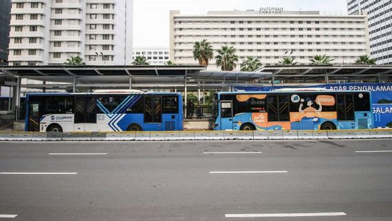 TransJakarta Continue De Socialiser Les Obligations Strp Pour Les Passagers