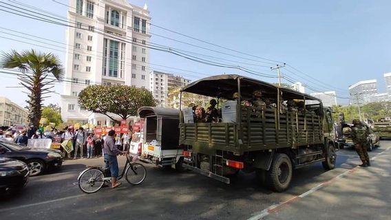 Kewalahan Hadapi Etnis Bersenjata, Militer Myanmar Jadikan Penduduk Tameng Hidup