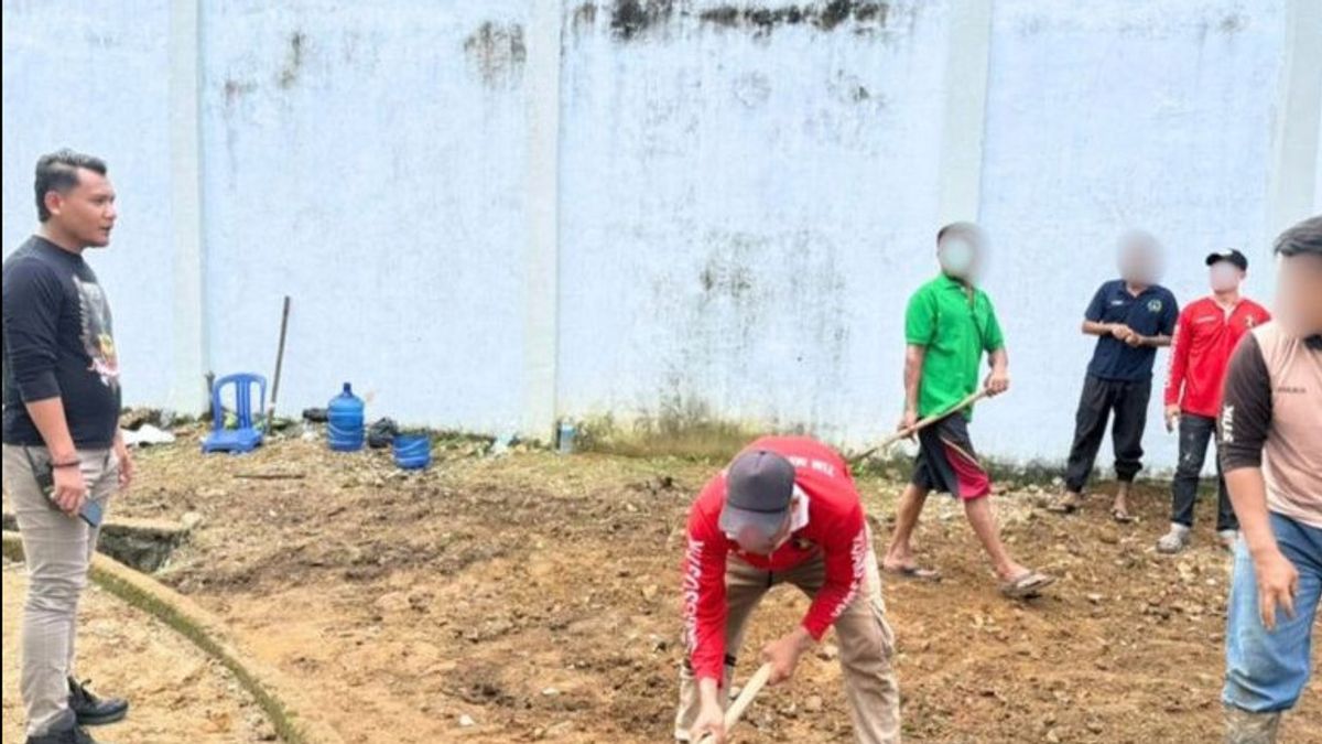麻醉品监狱Muara Sabak通过Gotong Royong灌输纪律和团结价值