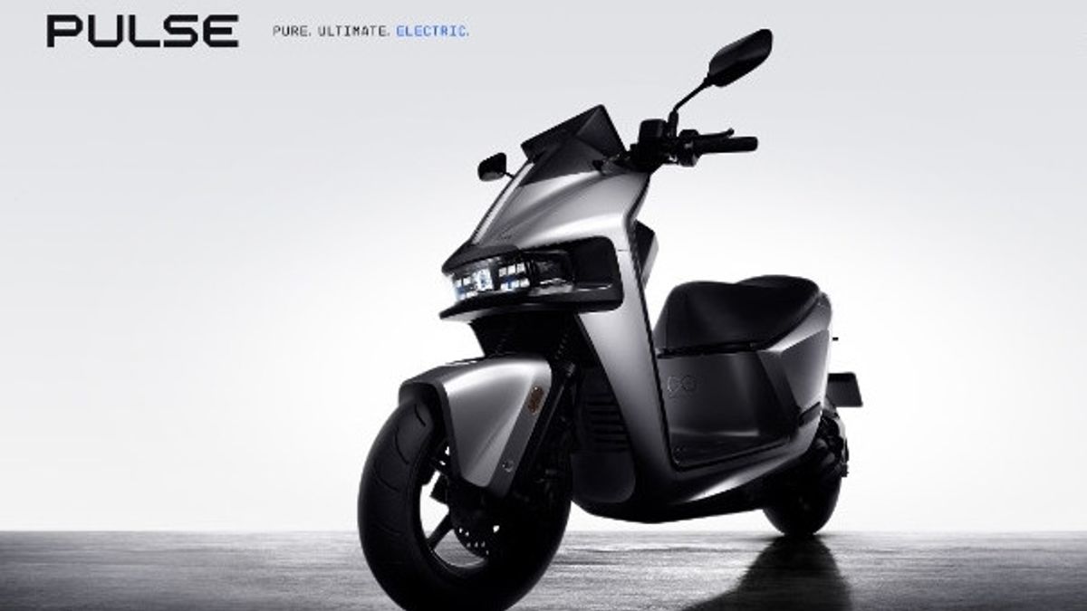 Gogoro Launches New Superior Smartscooter Named Pulse, Take A Peek At The Specifications