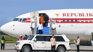 Prabowo Arrives In Yogyakarta With Bhante Ahead Of Macron's Visit