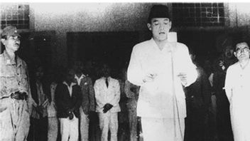 هنا نص الإعلان الذي يقرأ عادة خلال مراسم إحياء ذكرى استقلال جمهورية إندونيسيا