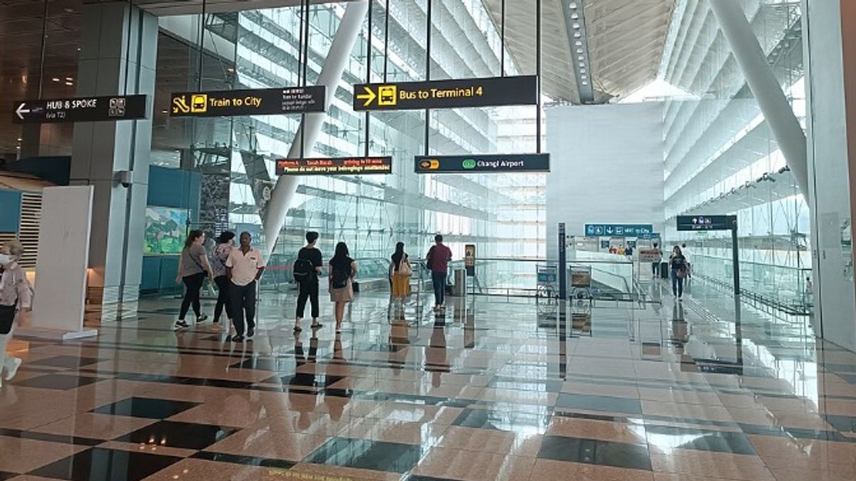 Penumpang Bandara Changi Singapura Naik, Rute ke Jakarta Tetap Ramai saat Timur Tengah Ambles