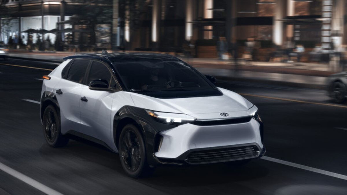 Toyota Presents BZ4X Model 2025 In The US At The Same Time Brings Type Night Edition