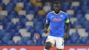 Ingin Gantung Sepatu di Napoli, Koulibaly Rela Tolak Tawaran Juventus dan Chelsea